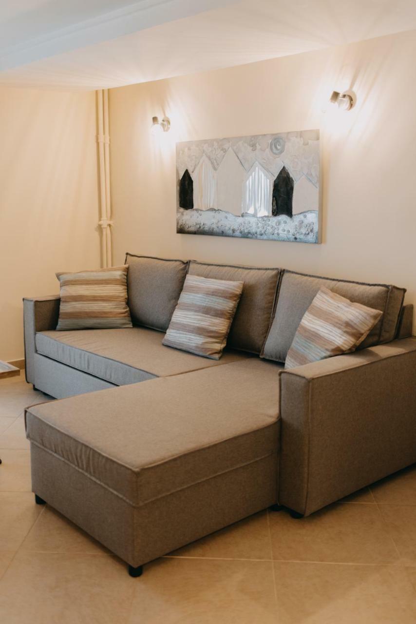 Best House, Central Luxury Apartment, Agiou Nikolaou, Patra ภายนอก รูปภาพ