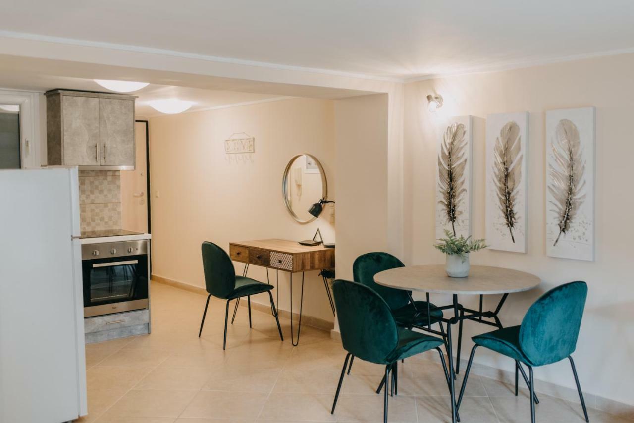 Best House, Central Luxury Apartment, Agiou Nikolaou, Patra ภายนอก รูปภาพ