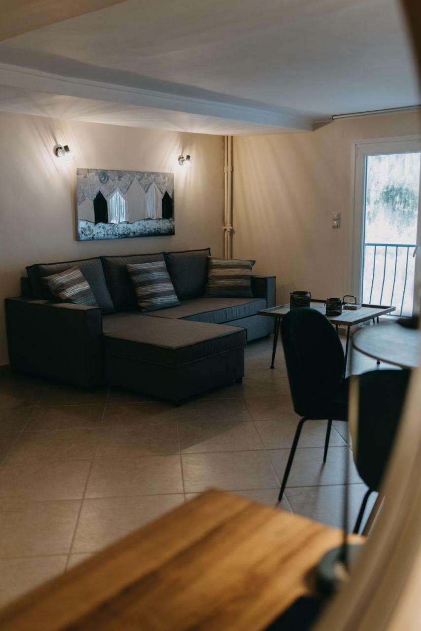 Best House, Central Luxury Apartment, Agiou Nikolaou, Patra ภายนอก รูปภาพ
